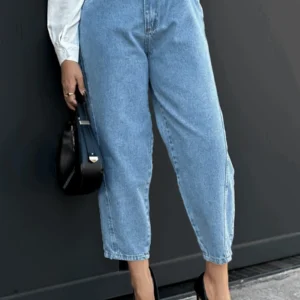 Calça Jeans Feminina - sem rascada