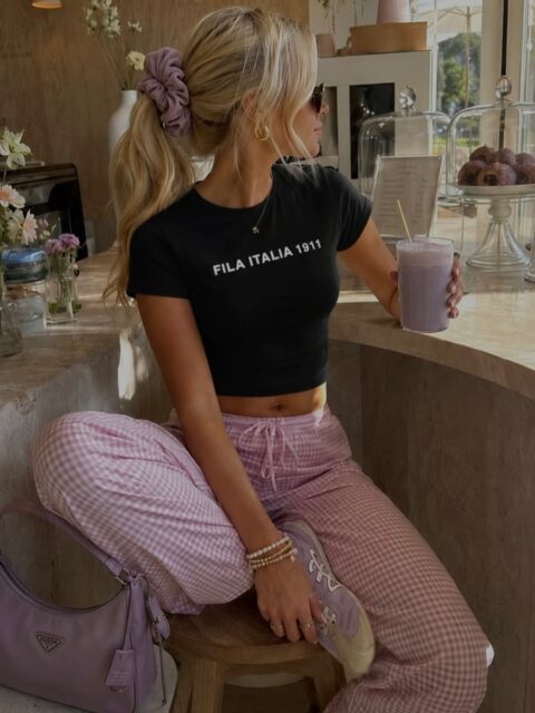 casual outfits — FILA T-Shirt ✨👄
— 🔗 link (pinterest) in bio
#fila #filabr #ootd #style